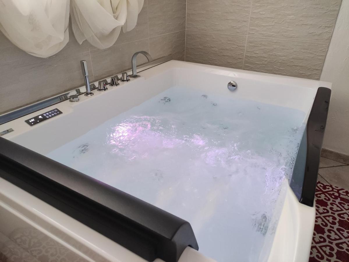 26 Suite Home Ostuni Luaran gambar